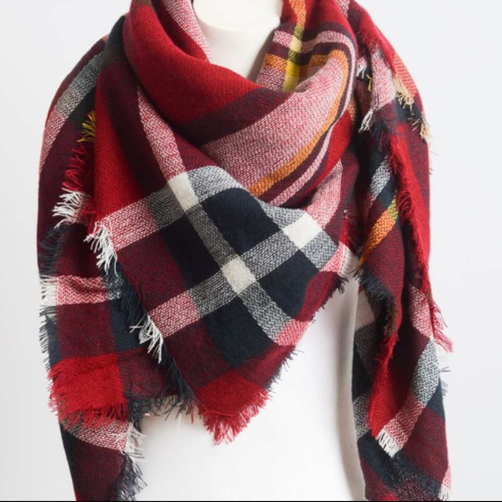 Oversized Blanket Scarf - Picture 3 of 3